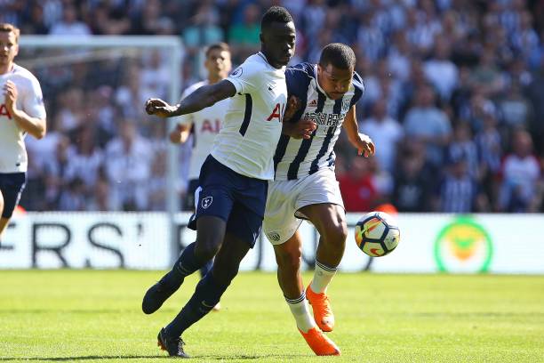 足球发展的 足球发展的