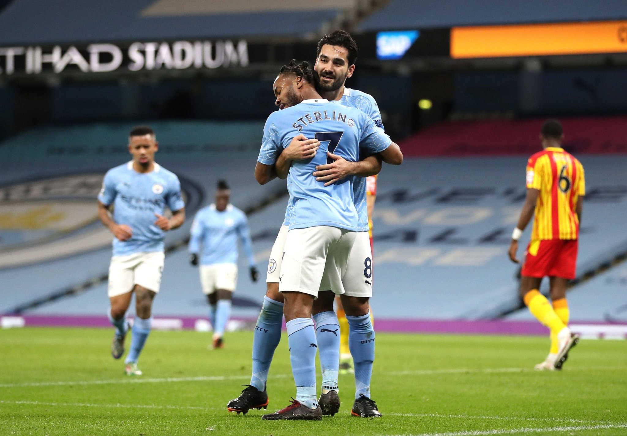 回英超执教 回英超执教